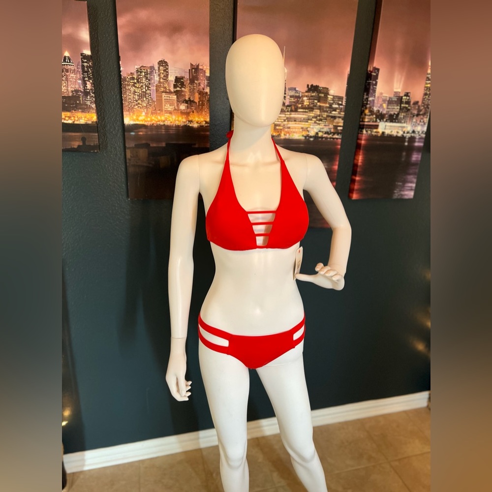 Medium top & Large bottom Billabong in red